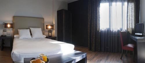 Hotel Valcarce Leon Онсонилья Экстерьер фото